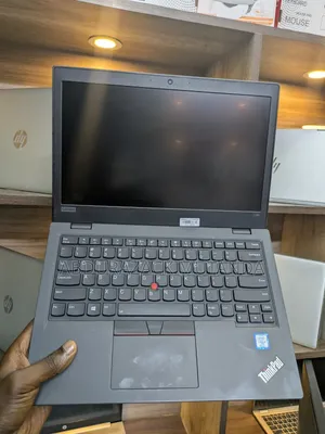 Laptopi ya Lenovo ThinkPad X1 Carbon - Imeboreshwa