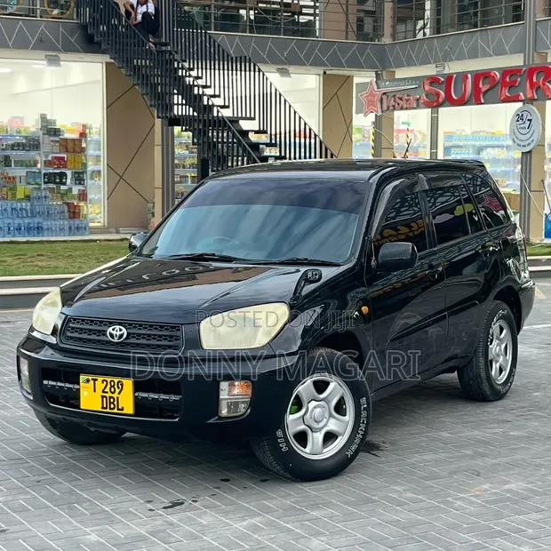 Toyota RAV4 Automatic 2003 Black - 1