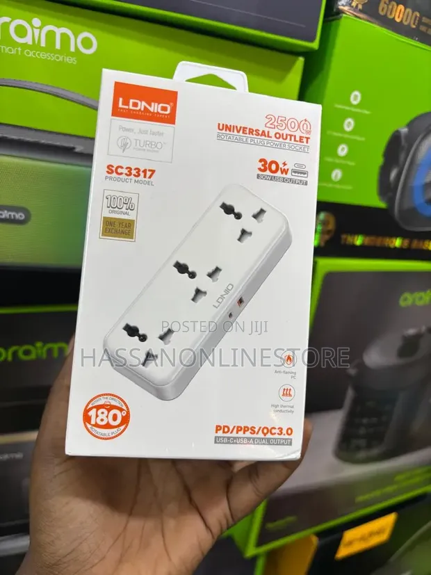 LDNIO SC3317 3 AC Outlets Portable Extension Power Socket - 1