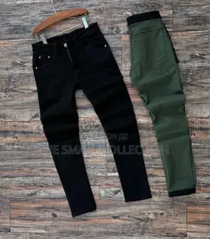 4F Black Jeans for Men - Brand New