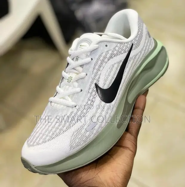 Nike Original Sneakers - 1