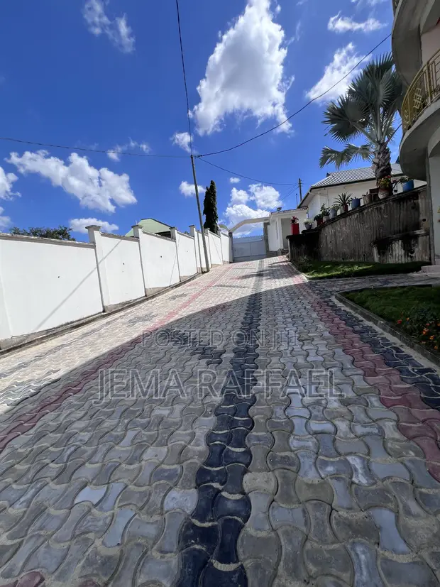 2 Bedroom Apartment for Rent in Levam's, Kimara - 1