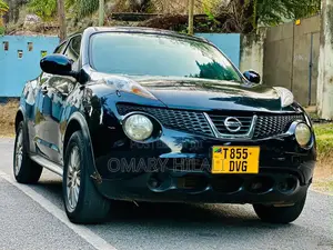 Nissan Juke 2011 Nyeusi