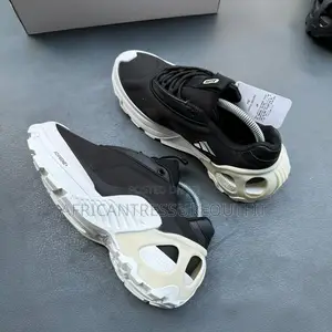 Adidas Edge Runner Sneakers