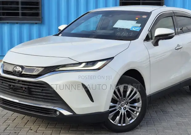 2021 Toyota Harrier Pearl - 1