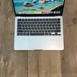 Apple MacBook Air 2025 M4 16GB RAM 256GB SSD - 1