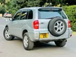 Toyota RAV4 2004 Nyeupe - 5
