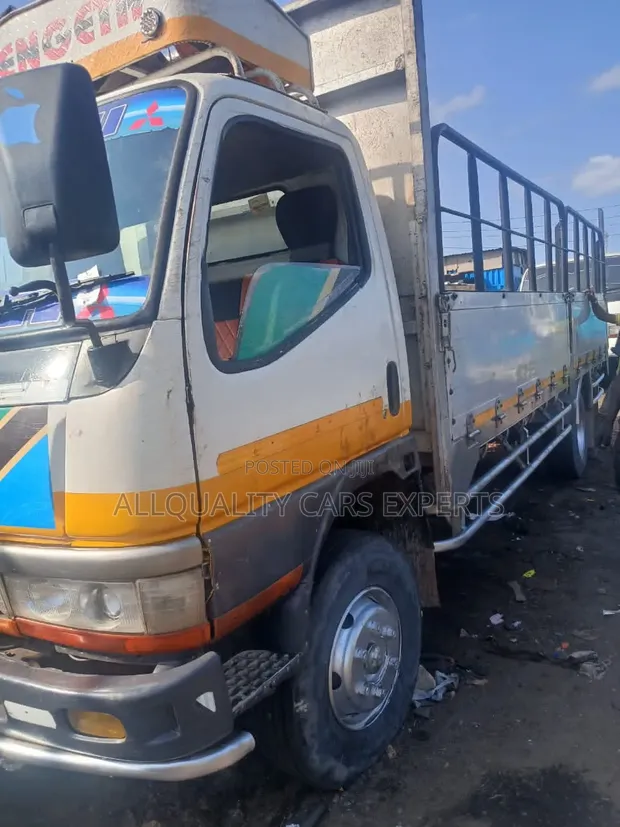 Mitsubishi Canter Tipper 3.5 Ton Dump Truck - 1