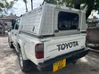 Toyota Hilux 2.5 Cab 2005 White - 2