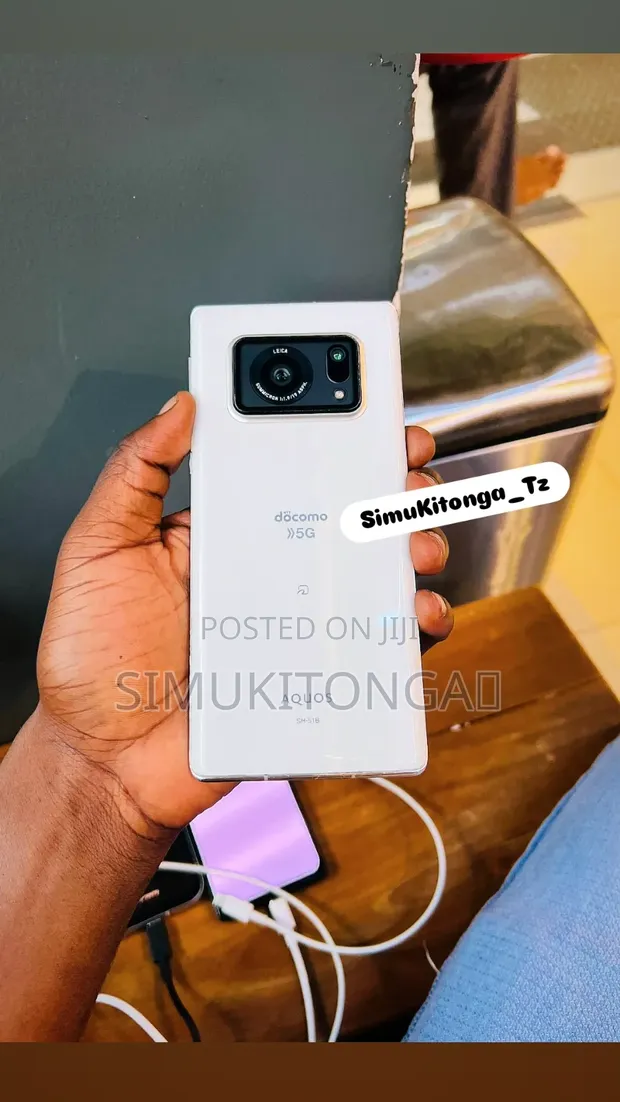 Sharp Aquos R6 128GB White - 1