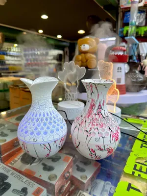 Mini Vase Humidifier & Oil Diffuser