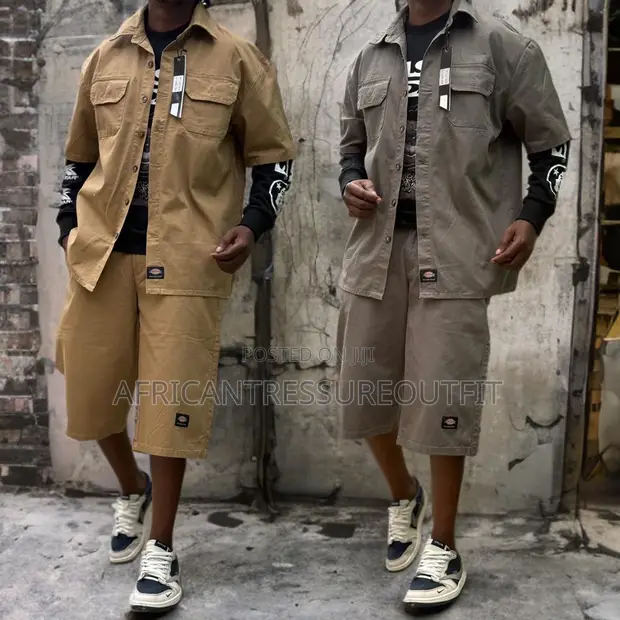 Dickies Set - Comfortable & Stylish Activewear - 1