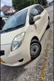Toyota Vitz 2006 White - 2