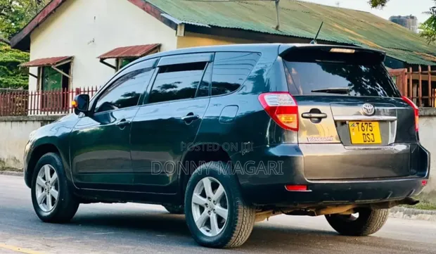Toyota Vanguard 2009 Gray - 1