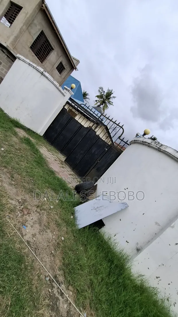 Nyumba ya Vyumba 4 vya Kulala Mbezi Beach Makonde Inauzwa - 1