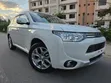 Mitsubishi Outlander 2015 PHEV White - 1