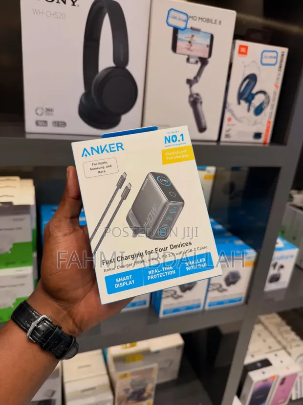 Anker Zolo 140W Chaja ya Haraka ya Port 4 na Smart Display - 1
