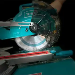 Total 1800W Sliding Miter Saw (10" Blade)