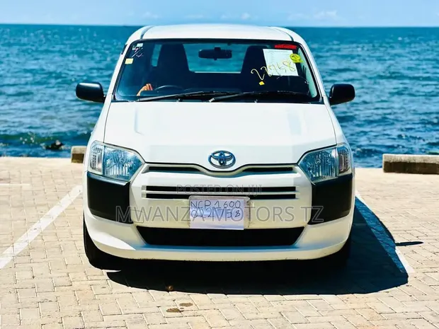 Toyota Probox 2015 White - 1