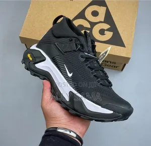 Viatu vya Wanaume Nike ACG - Ubora wa Juu