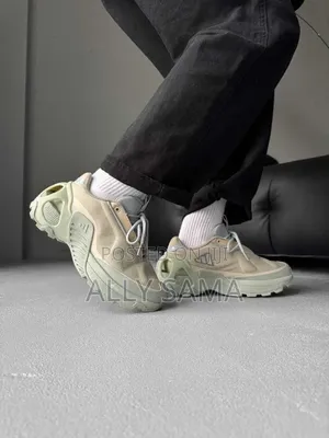 Men's Adidas Sneakers - Big Sole Canvas