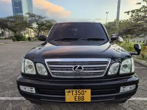 Lexus LX 470 Sport Utility 2004 Nyeusi
