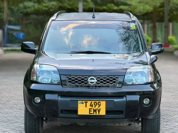 Nissan X-Trail 2005 Black - 1