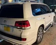 Toyota Land Cruiser 2016 ZX Nyeupe - 3