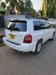 Toyota Kluger 2005 Nyeupe - 4