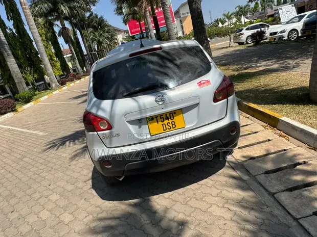 Nissan Dualis 2008 White - 1