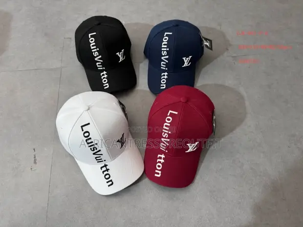 Brand New Two-Toned New York Yankees Logo Baseball Cap - 1