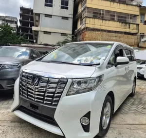 Toyota Alphard 2016 - White