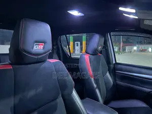 Toyota Hilux GR 2023