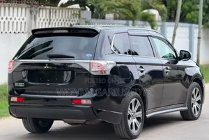 Mitsubishi Outlander 2013 PHEV Matt Black