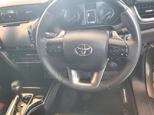 Toyota Fortuner VX 2024 Gold