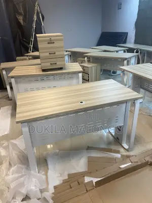 Meza ya Office Zuo Modern - Mpya Kabisa
