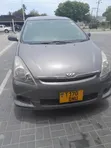 Toyota Wish 2004 Gray - 2