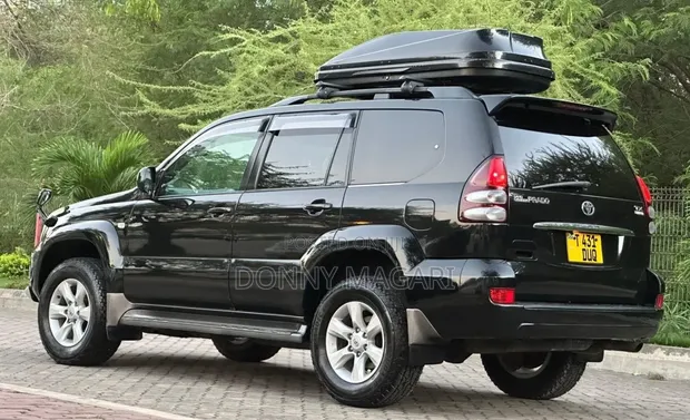 Toyota Land Cruiser Prado 2005 Black - 1