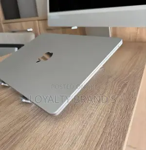 Apple MacBook Air 2025 M4 13-inch 16GB RAM 512GB SSD