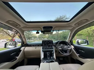 Toyota Land Cruiser 300 ZX 2024 Modellista