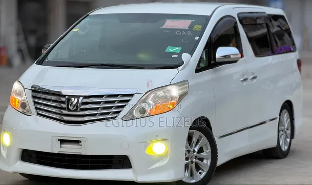 Toyota Alphard 2012 2.4L VVTi Pearl White - 1