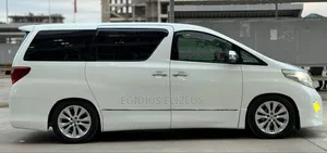 Toyota Alphard 2012 2.4L VVTi Pearl White