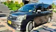 Toyota Noah 2011 Gray - 4