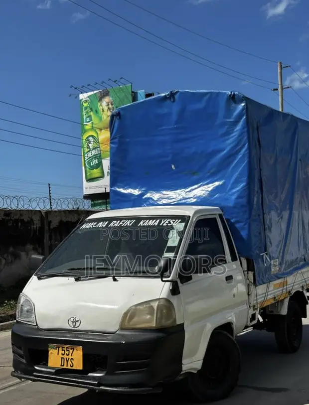 Toyota Townace HiAce Mini Truck - 1