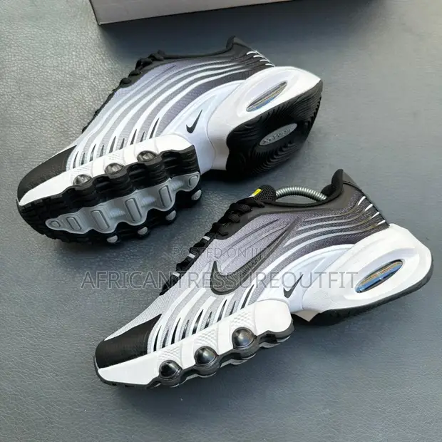 Nike Air Max Plus 3 Sneakers - 1