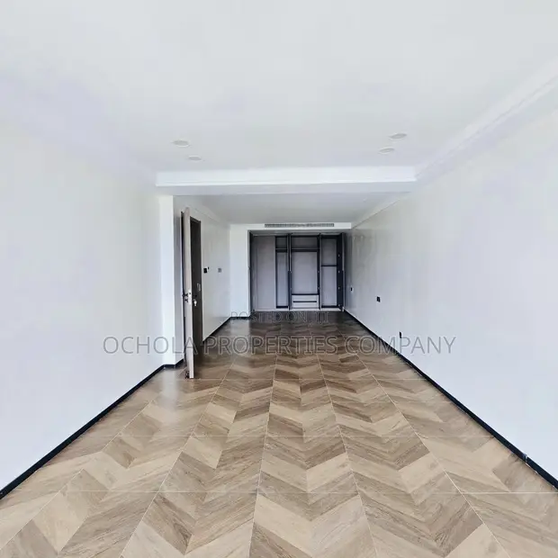 3 Bedroom Duplex for Rent in Oyster Bay - 1
