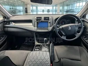 Toyota Crown Athlete 2008 Silver