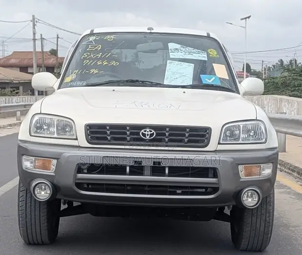Toyota RAV4 Automatic 2000 SUV - 1