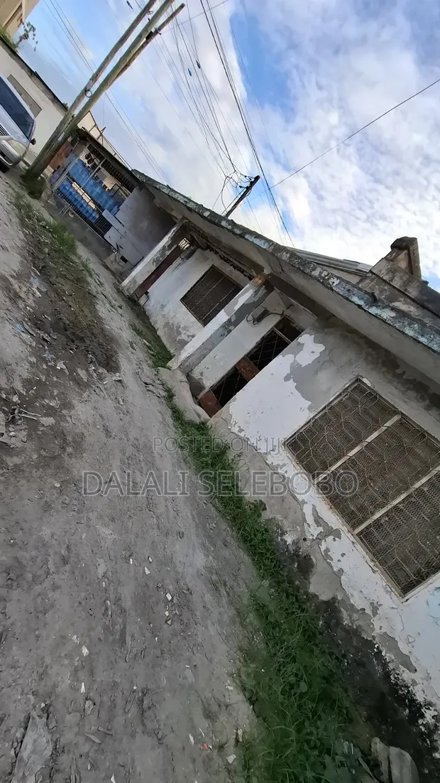 Corner Plot for Sale - Makumbusho, Akachube Road - 1