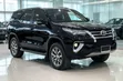 Toyota Fortuner 2018 Nyeusi - 3